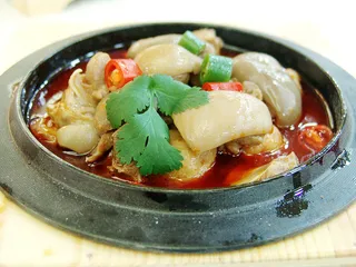 煲类火锅川菜特色菜石锅乳牛