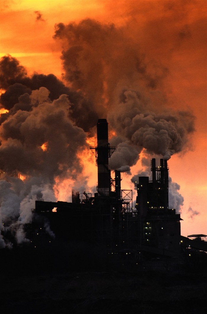 工业烟囱废气污染素材