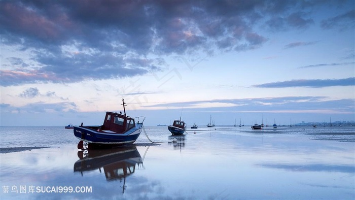 海景木船风景画壁纸