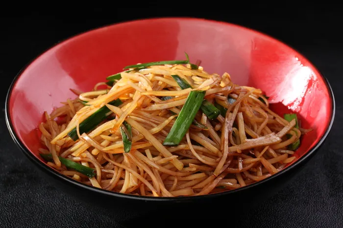 R00930酱油炒土豆丝