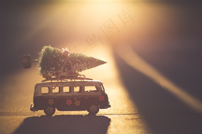 玩偶汽车圣诞树