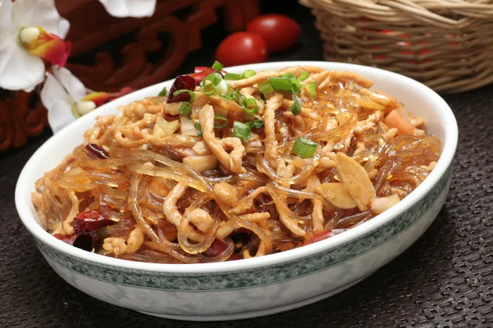 水晶粉泡菜炒肉丝