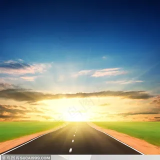 黄昏笔直高速公路特写