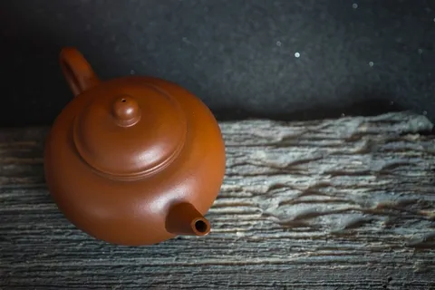 茶壶特写照片