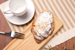 蛋糕店小蛋糕慕斯美食甜品图片