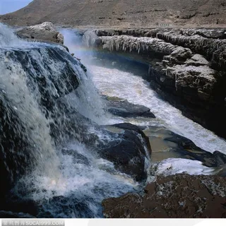 黄河壶口瀑布-漂亮的瀑布