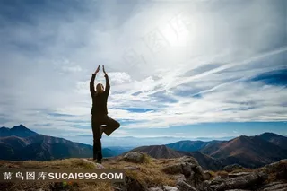 在户外练瑜伽的女性高清摄影图片瑜伽图片