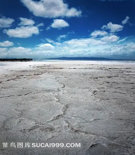 蓝天白云大海海边风光图片下载