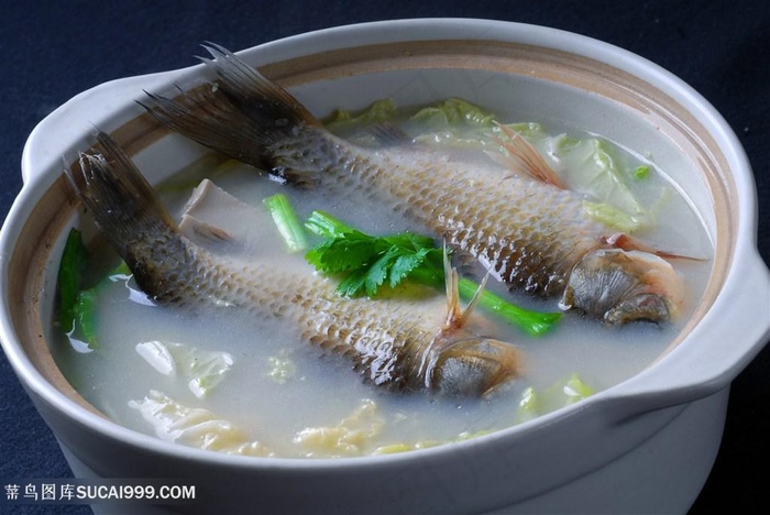 汤菜浓汤鲫鱼