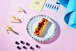 蛋糕店小蛋糕慕斯美食甜品图片