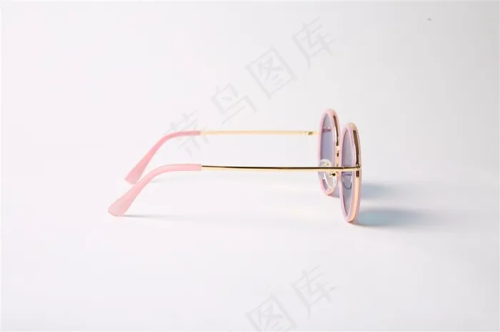 炫酷有气质的墨镜素材图片
