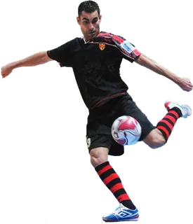 足球运动员踢球射门免抠