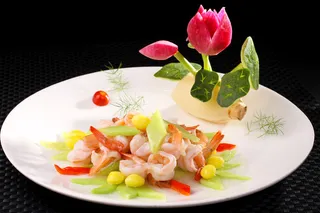 R02417养生杏果炒虾片