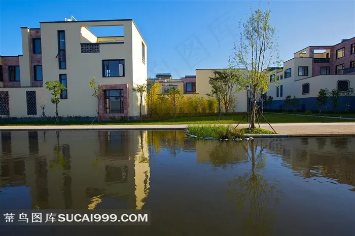 水景别墅实景照