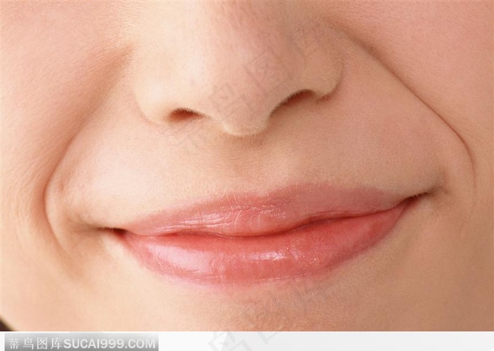 微笑时的嘴唇