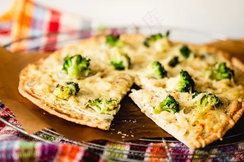 素食蔬菜披萨饼图片