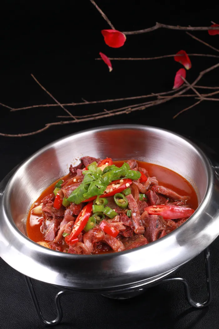 干锅带皮黄牛肉 (1) 干锅带皮黄牛肉 (1)