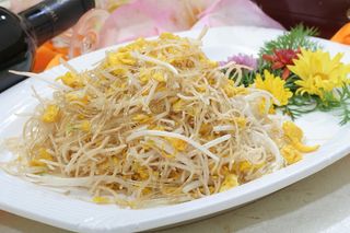 桂花炒鱼翅 28元 (2)