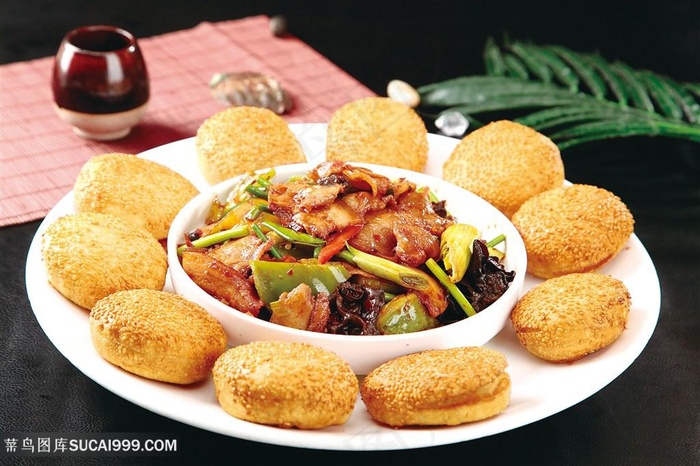 香饼回锅肉传统餐饮美食高清菜谱用图