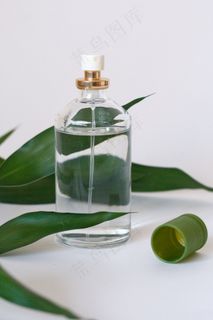 透明喷雾瓶图片