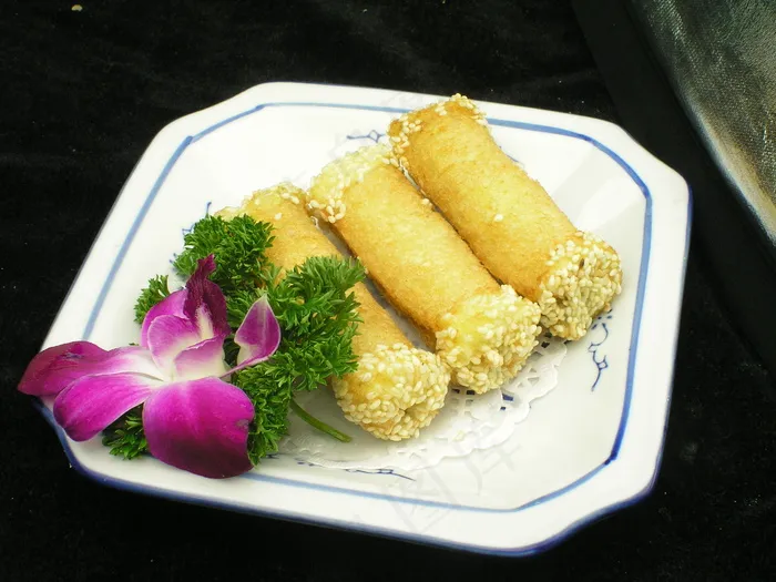香芋芝麻卷