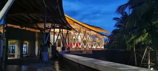 海口夜景灯光工程东南亚风公园一角