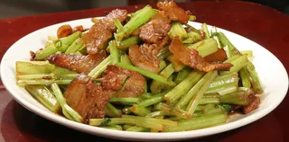 家芹炒五花肉 (3)