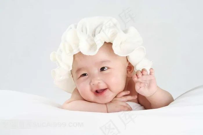带着帽子的宝宝