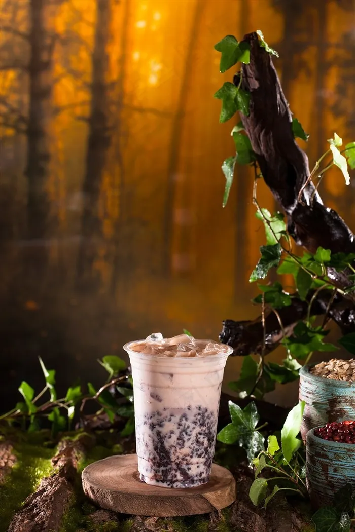 奶茶饮品图片-红豆燕麦奶茶