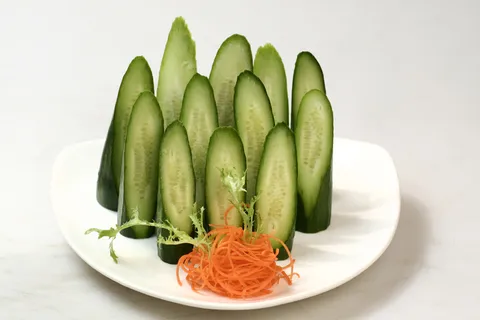 35荷兰瓜沾酱 乡村小镇