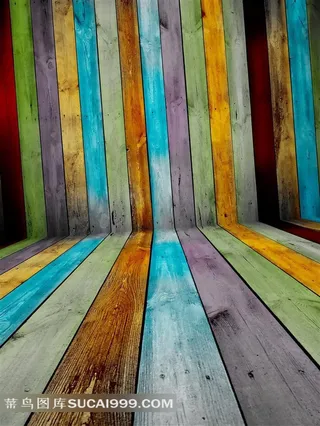 七彩木板组合成的空间摄影高清图片