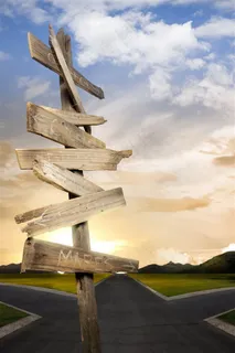 商务判断选择商务广告素材