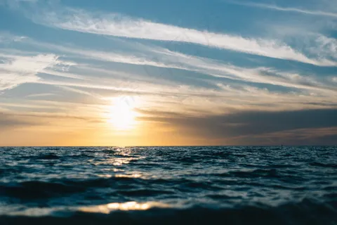 海上日出唯美图片 海上日出唯美图片