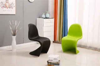 室内简约黑色绿色椅子