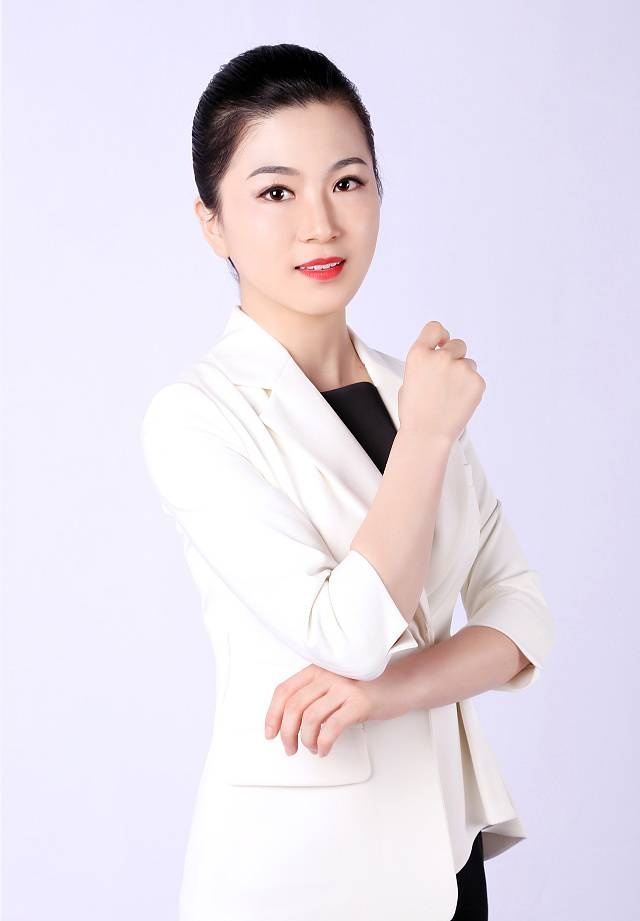 朋友圈女销售职业psd模版下载