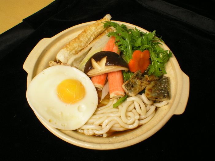  锅仔乌冬面