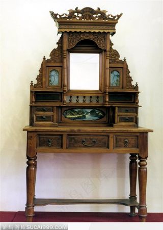 中国传统-历史悠久的梳妆台桌子