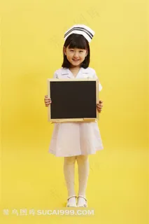 抱相框的女孩素材