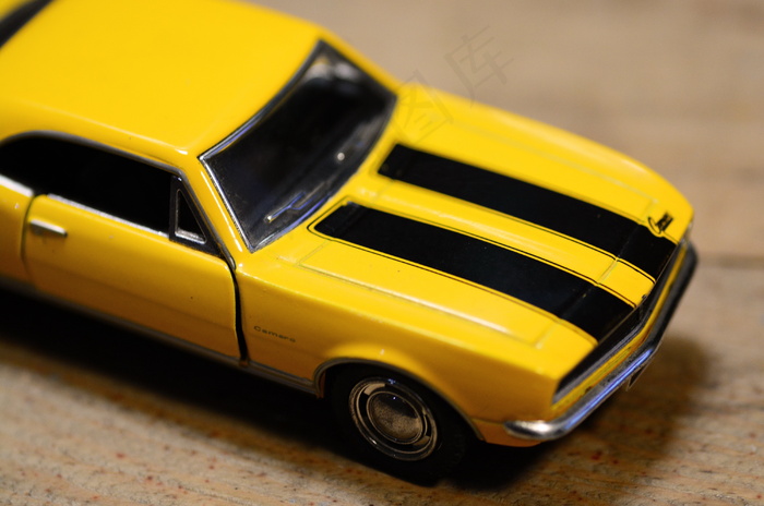 玩具小黄车图片