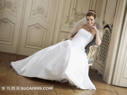 欧美婚纱摄影广告欧式沙发椅上的外国美女