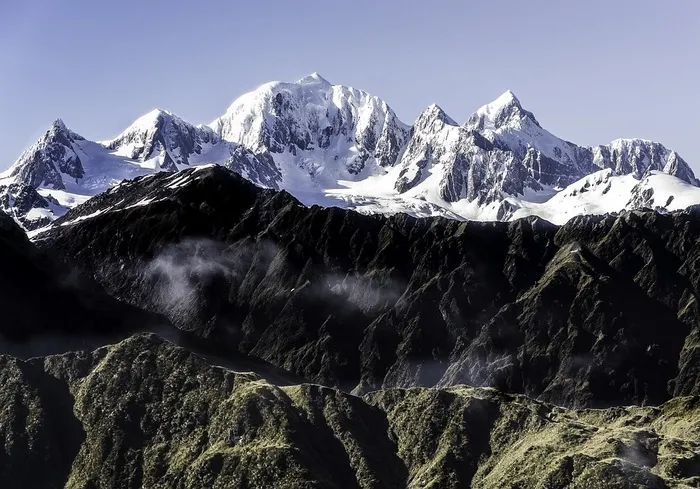 冬天山水背景风景