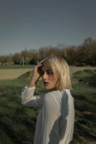 金发女郎户外*摄影