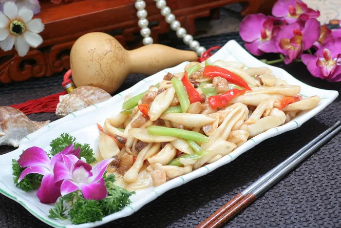 肉沫鸡腿菇  16元