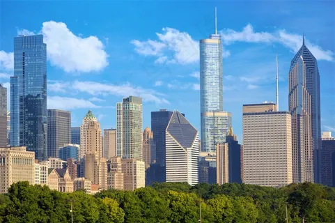 蓝天白云深圳风景画 蓝天白云深圳风景画