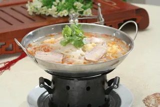 五花肉炖酸菜粉 18元 (3)