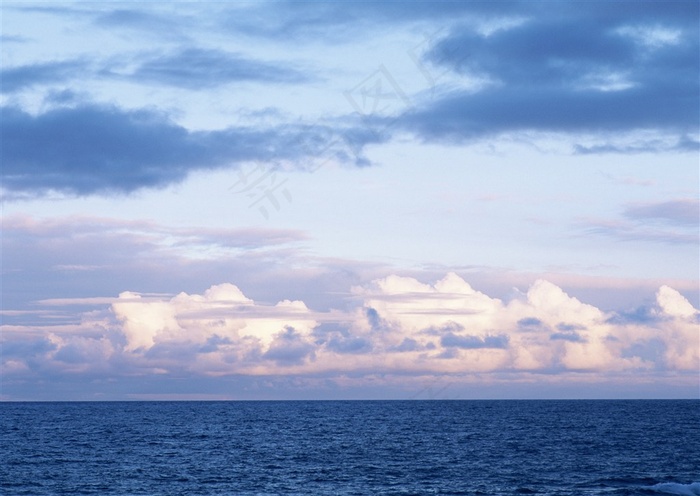 白云蓝天背景美图素材