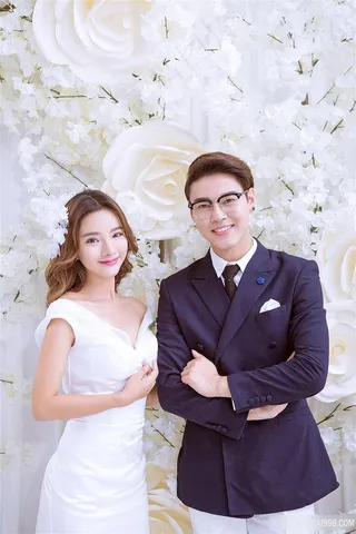 郞才女貌的情侣图片