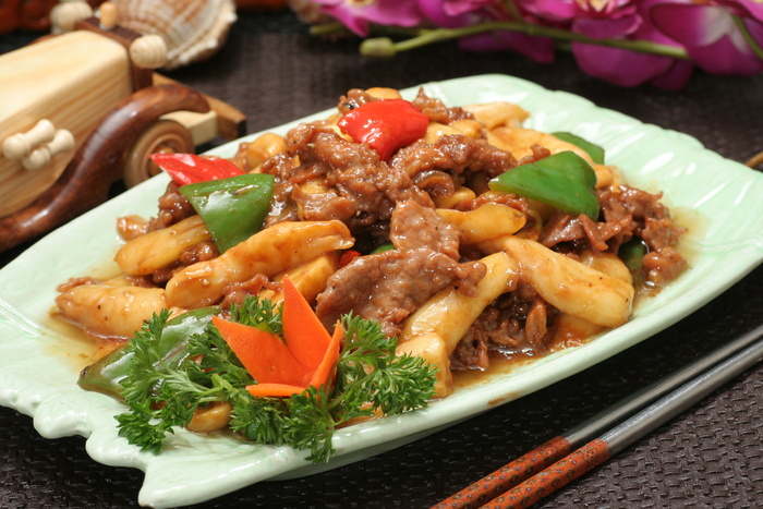 鸡腿菇爆羊肉