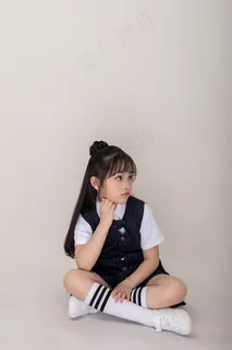 清新唯美可爱的女孩摄影图片