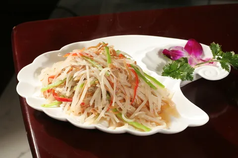 丁香鱼炒萝卜丝12元